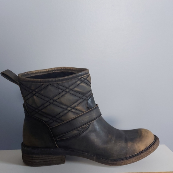Lucky Brand boots - Picture 2 of 3